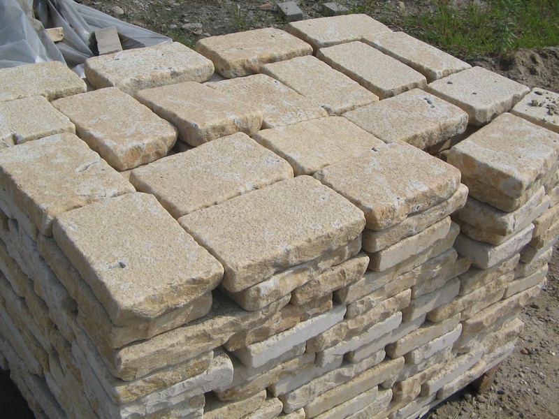 Jura Beige Tumbled Bricks(16)