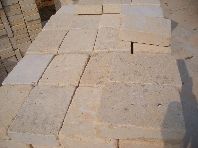 Jura Beige Tumbled Pavers (18)