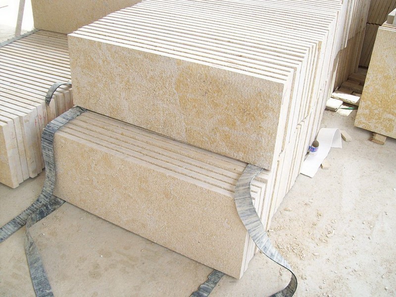 Jura Beige Bush-hammer Tile