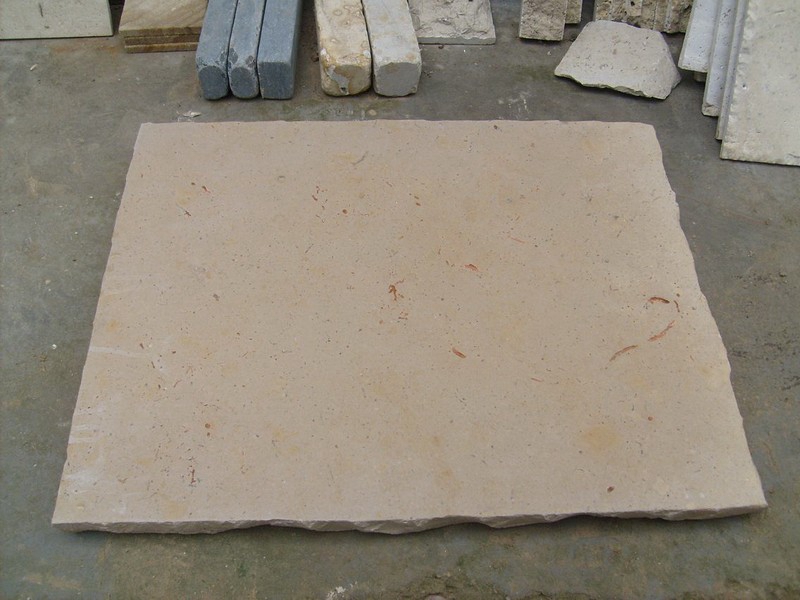 Jura Beige Lime Slabs (16)