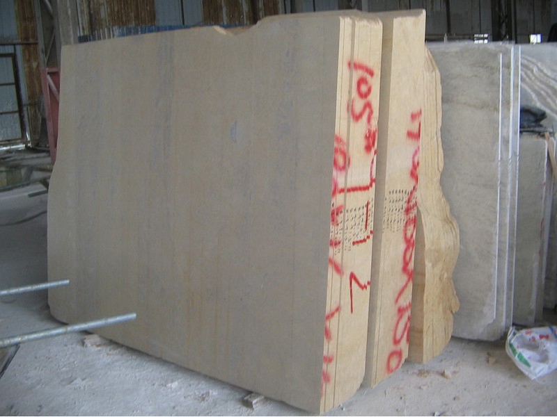 Jura Beige Limestone Slabs